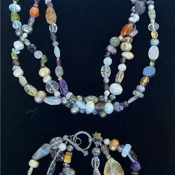 Set of Necklace & Bracelet with Natural Multicolor Stones, Beads & Faux Pearls. - Picture 11 of 12
